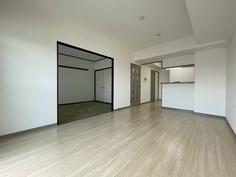 ジオレミヨ甲子園口の物件内観写真