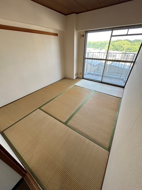 明石公園ハイタウンの物件内観写真