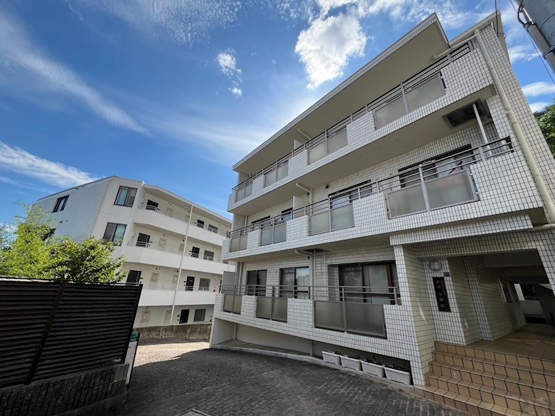 ビバリーハウス青谷壱番館の物件外観写真