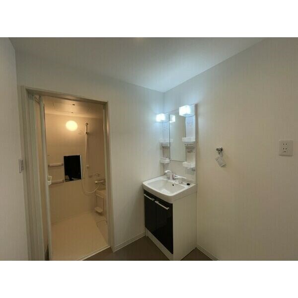 グランユイナス塩屋の物件内観写真