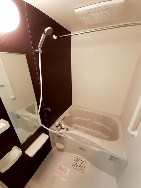 ラ・ロゼベールIIの物件内観写真