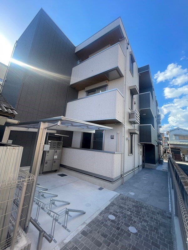 プレガーレ中須佐の物件外観写真