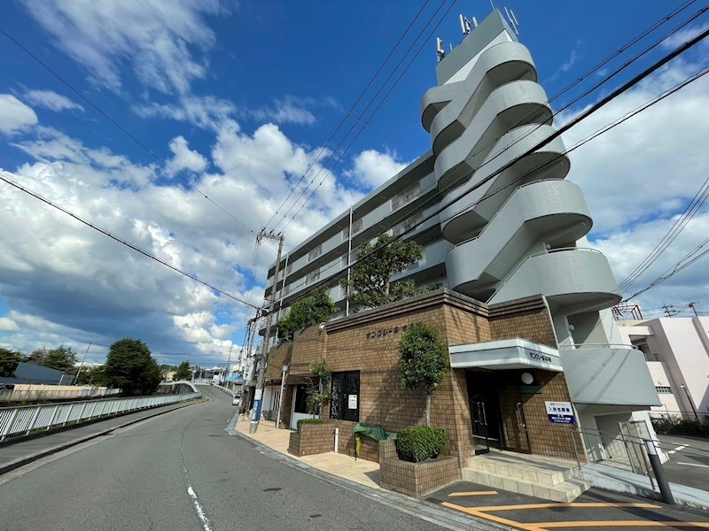 サンクレール本多聞の物件外観写真