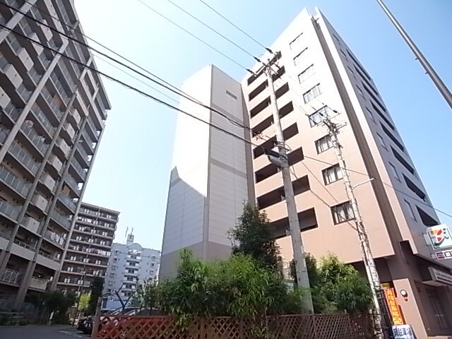 ラ・セーヌ兵庫の物件外観写真