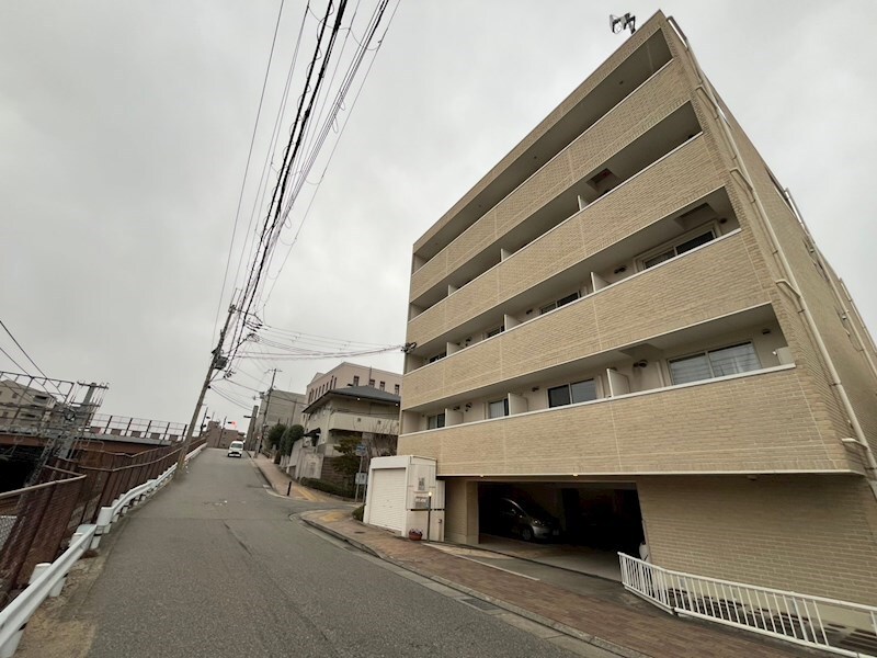 BRICK　HOUSEの物件外観写真