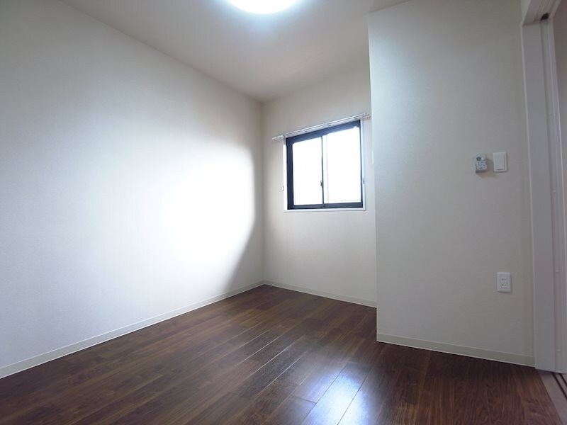 ファルマシアントアロードの物件内観写真