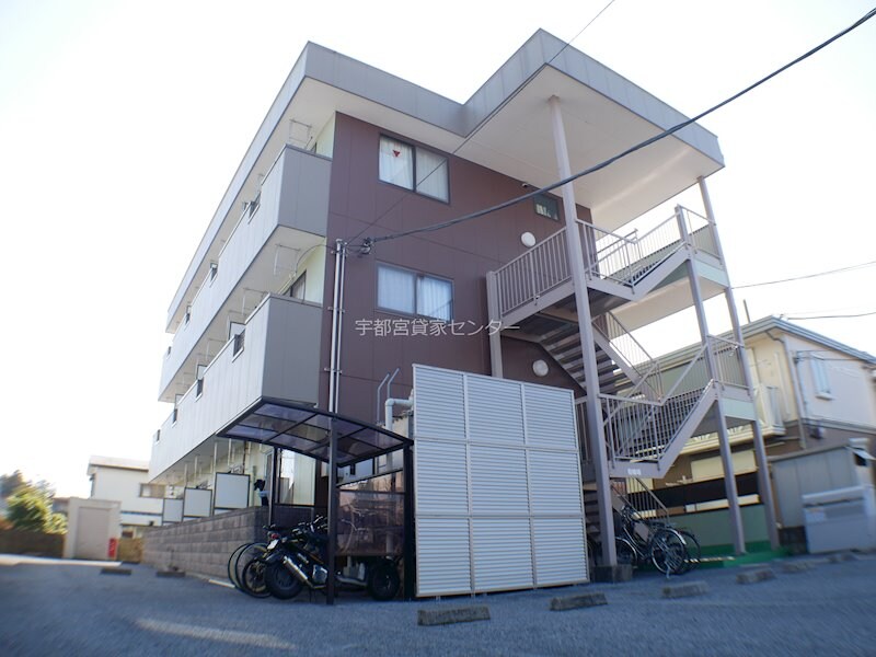 アン・リシュの物件外観写真