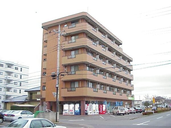 メゾンドベル８の物件外観写真