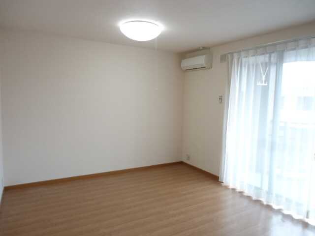 クローバーハウスＢの物件内観写真