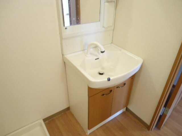 クローバーハウスＢの物件内観写真