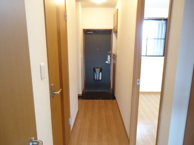 クローバーハウスＢの物件内観写真