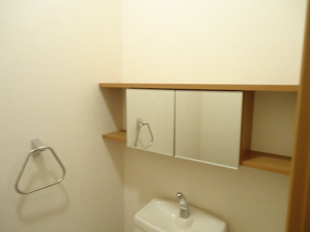 クローバーハウスＢの物件内観写真