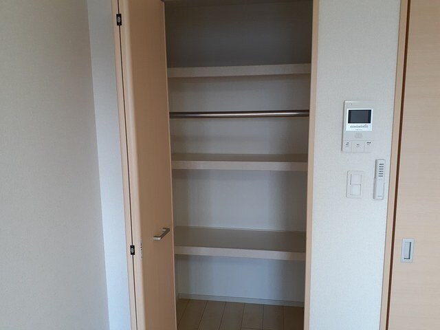 イースト　アヴェニューの物件内観写真