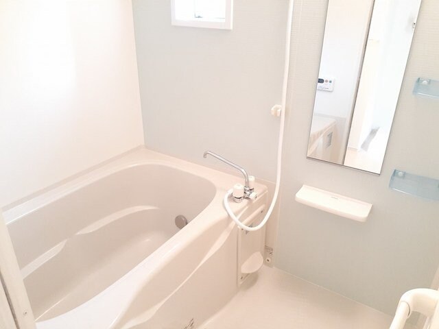 ワールドプレイスＥの物件内観写真