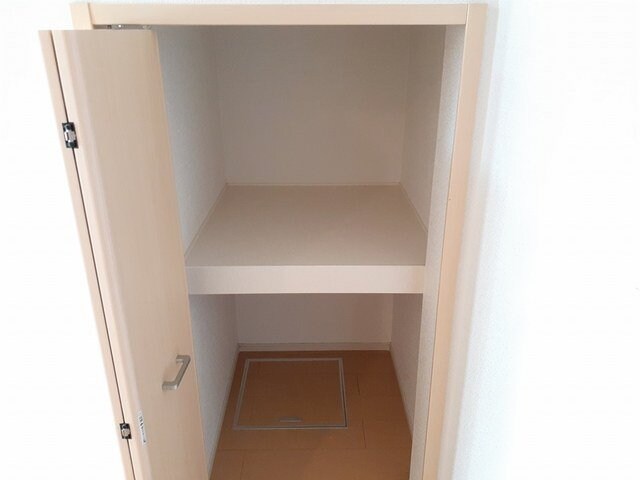 ワールドプレイスＥの物件内観写真