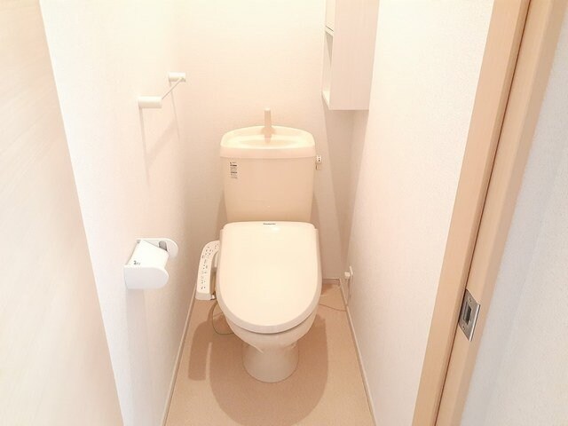 ワールドプレイスＥの物件内観写真