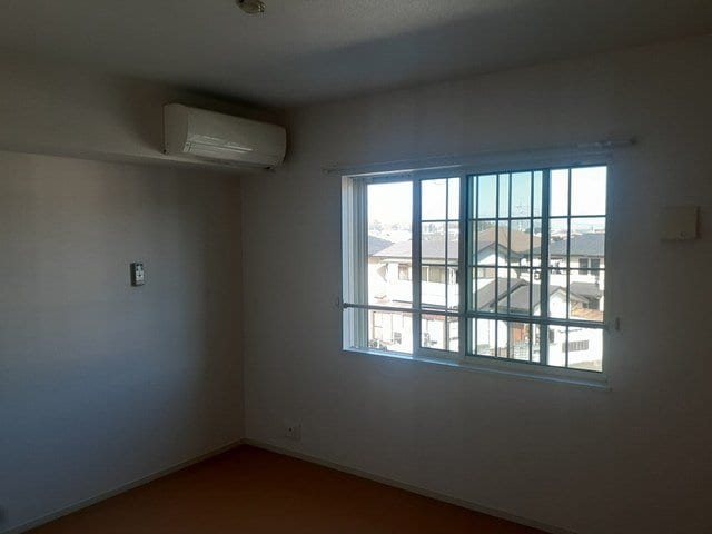 ヒルサイド・ブローテＣの物件内観写真