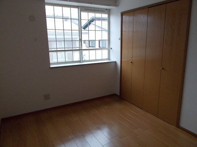 エスニックハウスＡ棟の物件内観写真