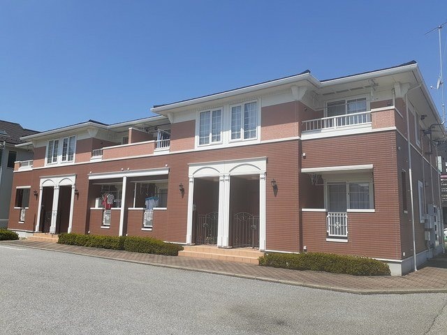 ラフィーネＡの物件外観写真