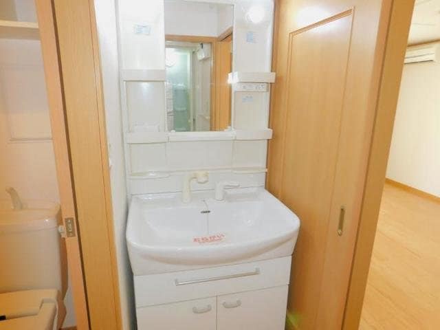 ラフィーネＡの物件内観写真