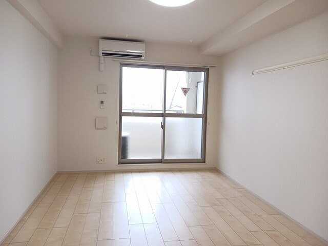 イースト　アヴェニューの物件内観写真