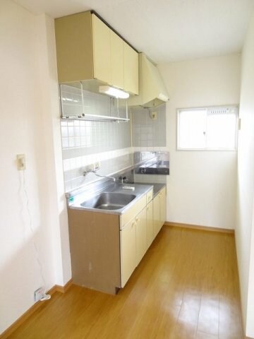 エルディム小堀Ａの物件内観写真