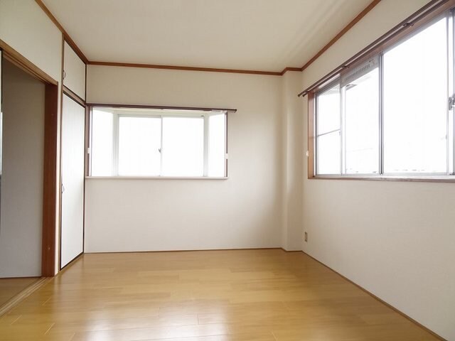 エルディム小堀Ａの物件内観写真