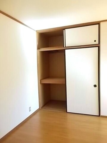 エルディム小堀Ａの物件内観写真