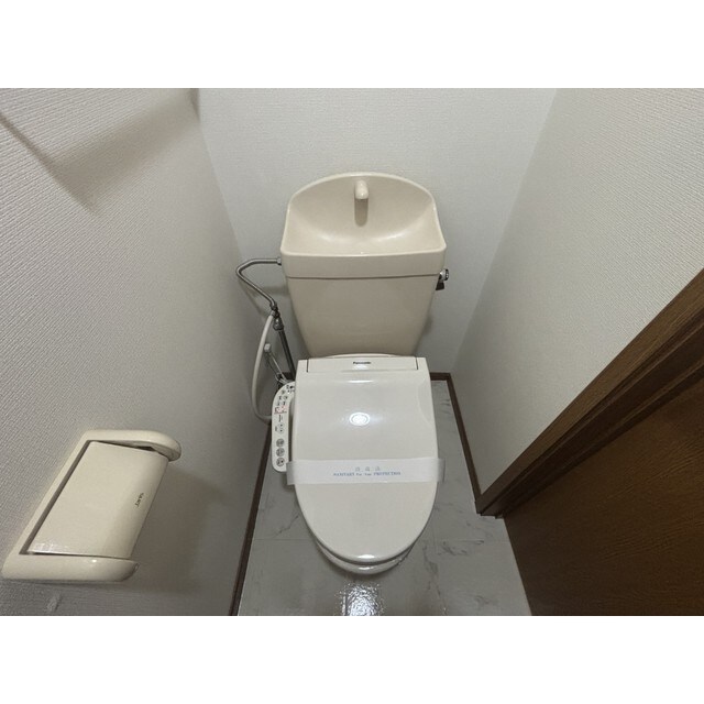 モダンピープルＢ棟の物件内観写真