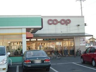 オーヴェストの物件外観写真