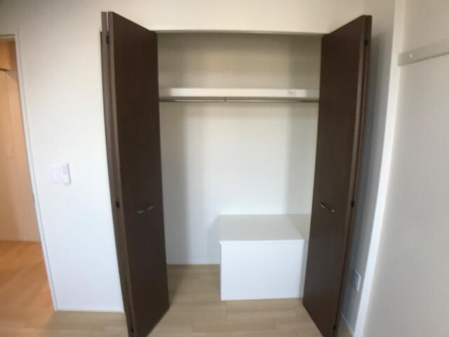 オーヴェストの物件内観写真