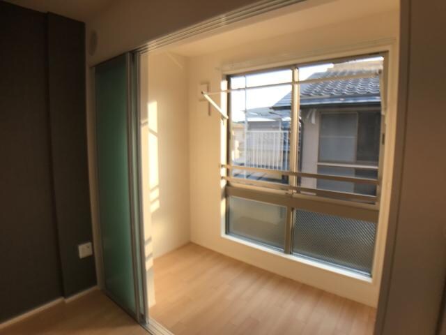 オーヴェストの物件内観写真