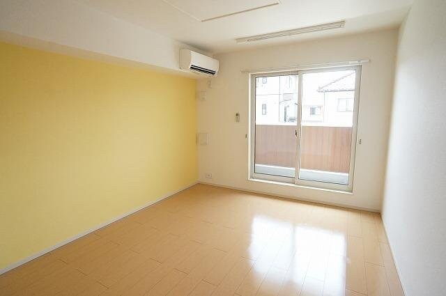 ネオ　エレガンスＣの物件内観写真