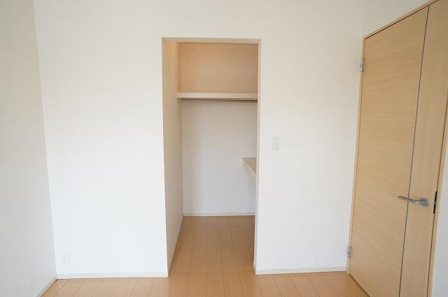 ネオ　エレガンスＣの物件内観写真