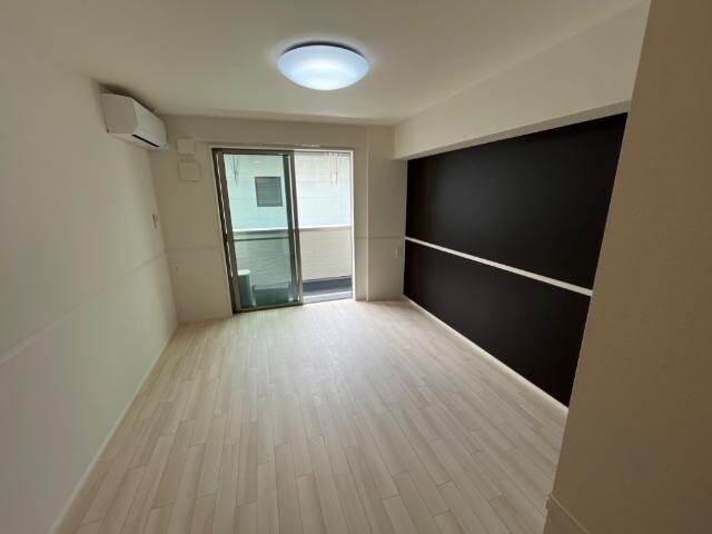 ロンド・ベル（LONDO BELL）の物件内観写真