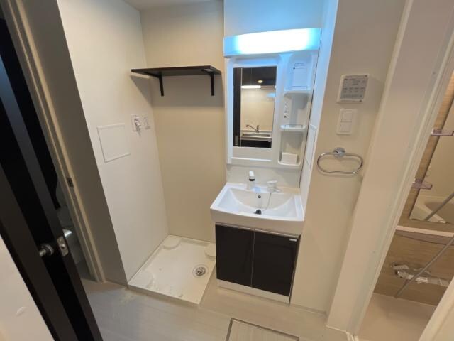 ロンド・ベル（LONDO BELL）の物件内観写真