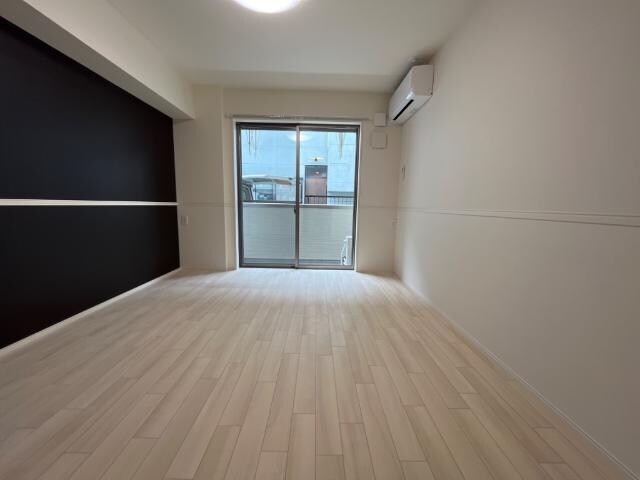 ロンド・ベル（LONDO BELL）の物件内観写真