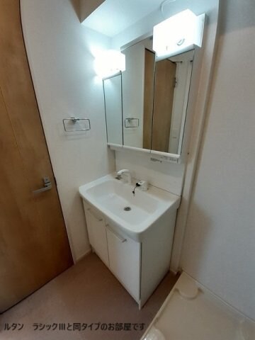 平松本町アパートの物件内観写真