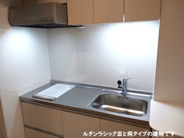 平松本町アパートの物件内観写真