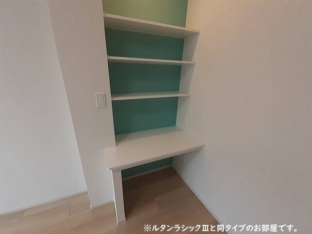 平松本町アパートの物件内観写真