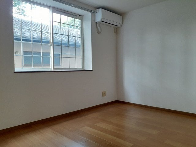 ヴィラ・シャルマンの物件内観写真