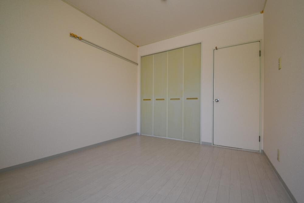 ルミエール B棟の物件内観写真