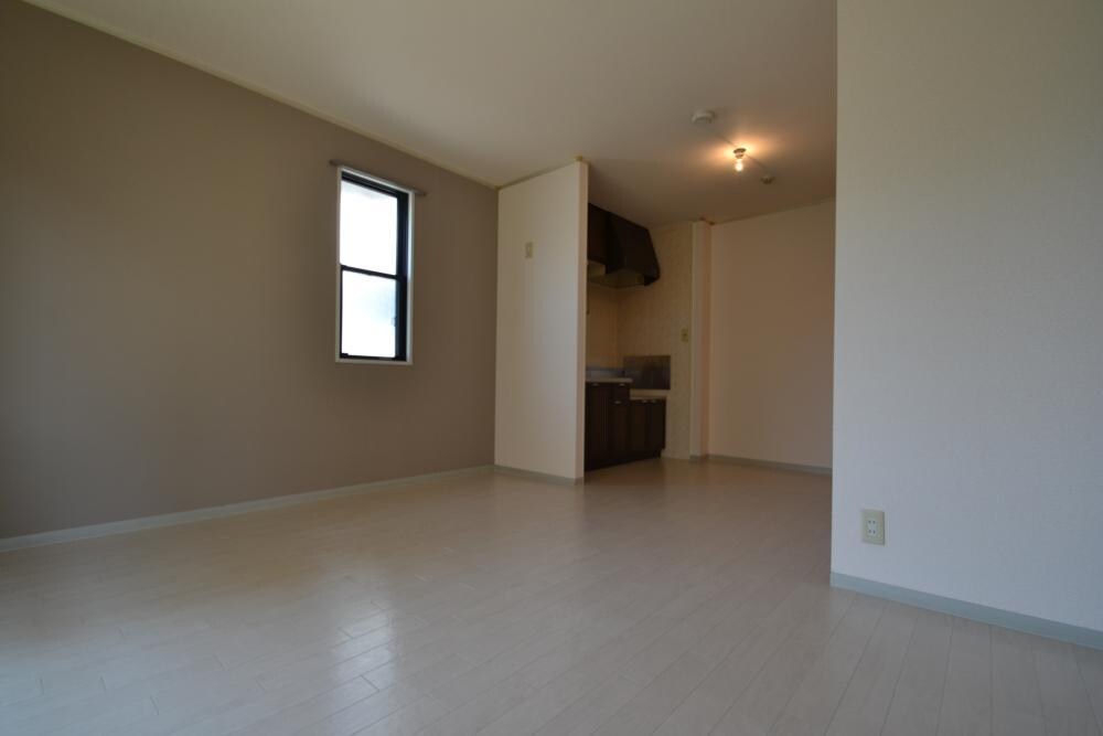 ルミエール B棟の物件内観写真