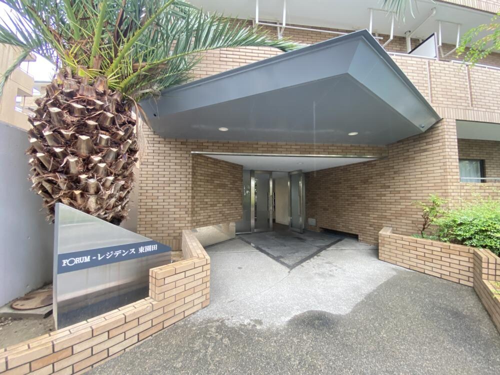 FOURM-レジデンス東園田の物件外観写真