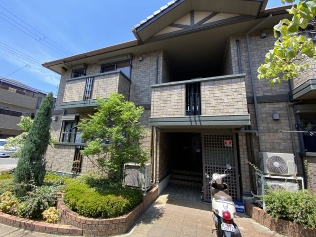 ライフランドスケープB棟の物件外観写真