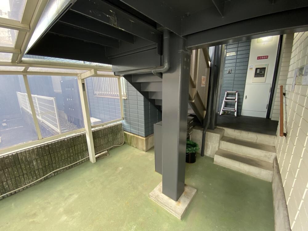 グローリー桂の物件外観写真