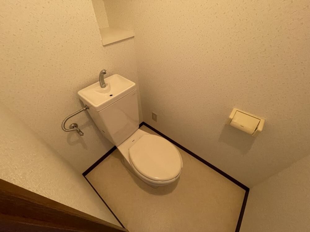 アモル甲東園の物件内観写真