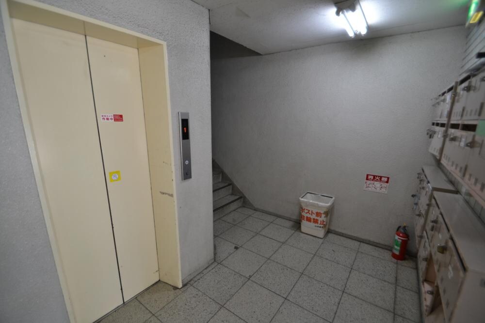 メゾン南塚口の物件外観写真