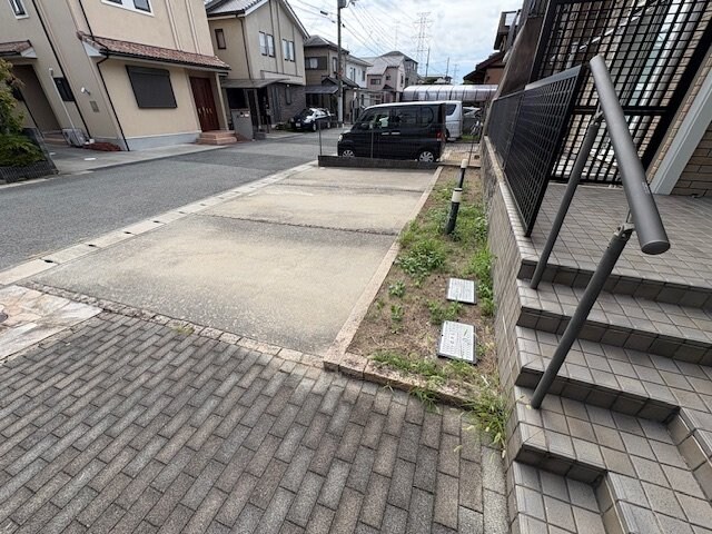 加藤タウンハウス D棟の物件外観写真