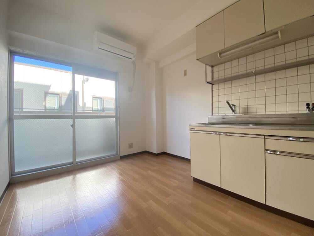 ロイヤルハイツ武庫之荘の物件内観写真